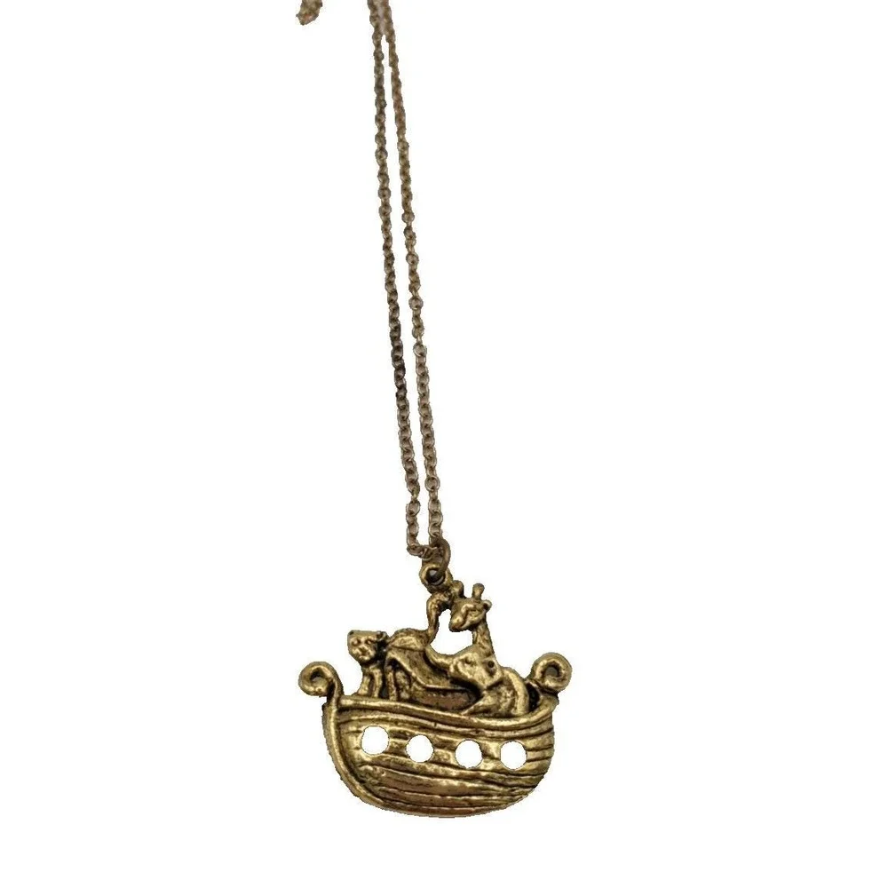 Noahs Ark Gold Religious Necklace (Z-1)